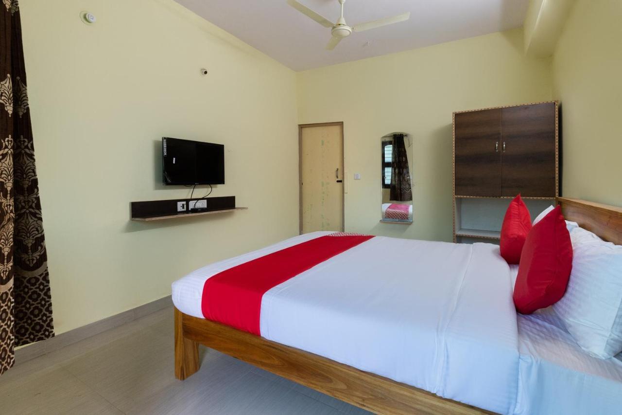 Oyo Kalpataru Lodge Hunsur Exterior foto